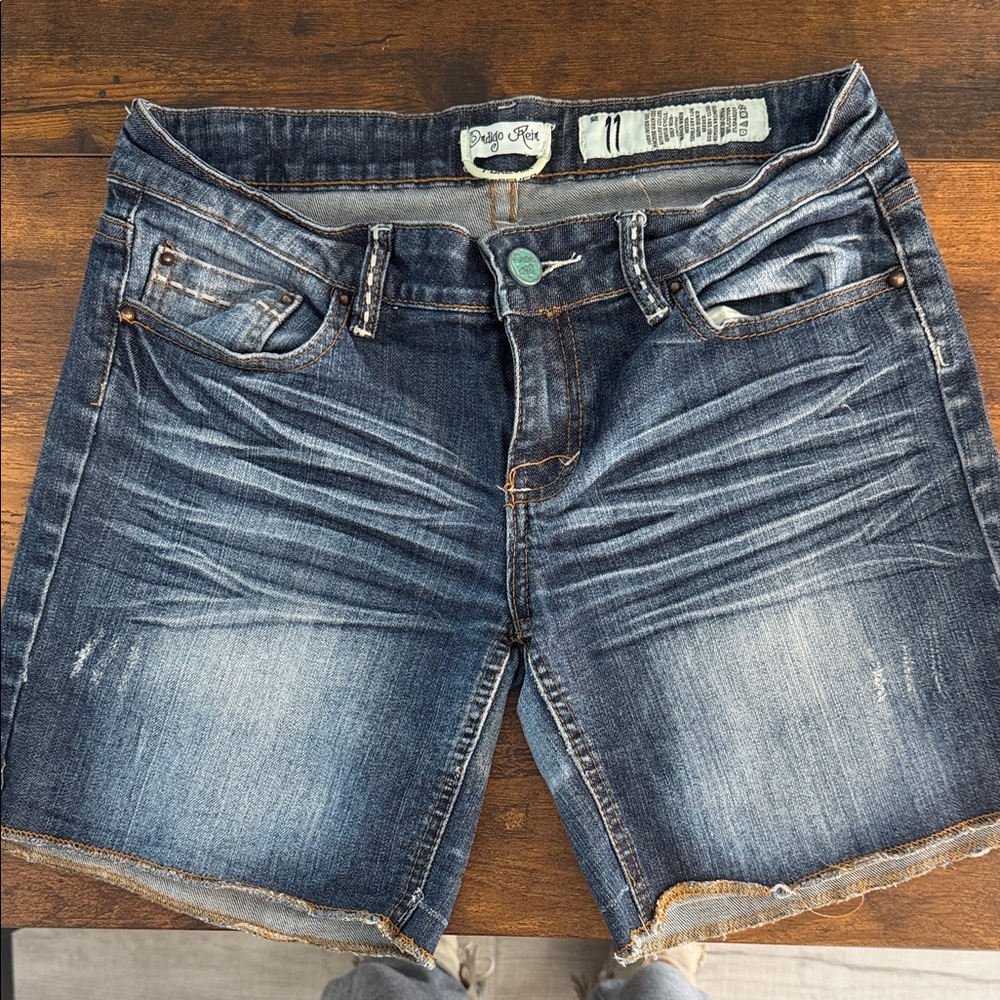 BONGO Women's Faded Blue Distressed Denim Shorts